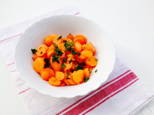 MINDENMENTES sárgarépa