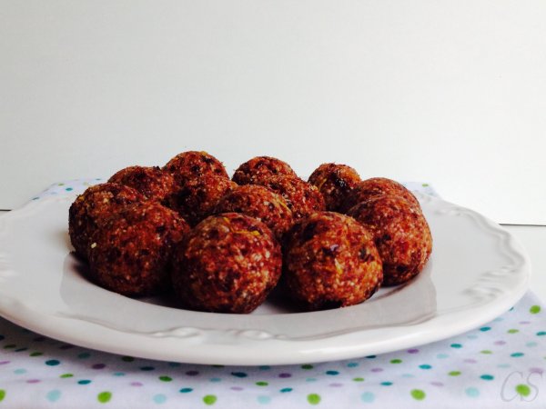 MMASZALTGOLYÓ_FEKVO