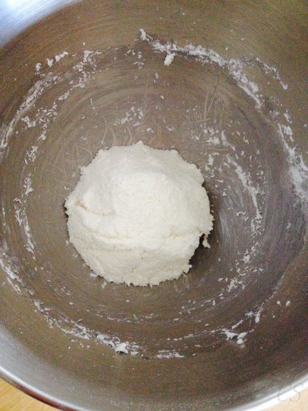 SÜLTKÓKUSZGOLYÓ_ALLO_1